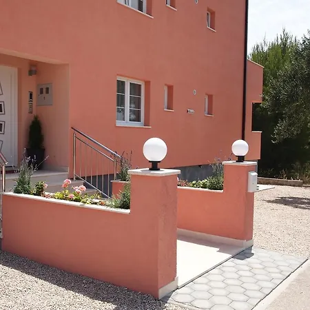Apartments Villa Rea