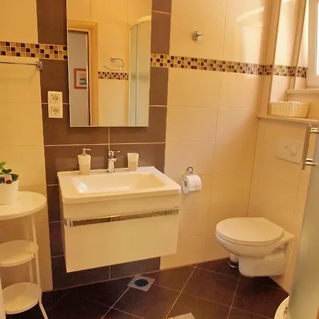 Apartment Apartments Villa Rea